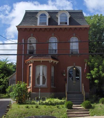 155 Euston Street
