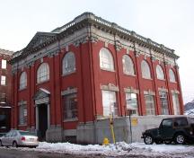 View of the front and right facades of the Commercial Cable Company Building, St. John's, NL.; © HFNL 2005