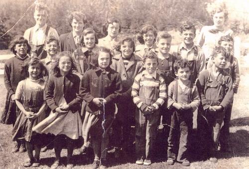 School children, 1952, Frances R. Sark, teacher