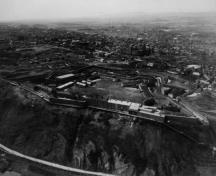 Édifice fédéral du patrimoin classé Citadelle de Québec; Energy, Mines, & Resources (1929).