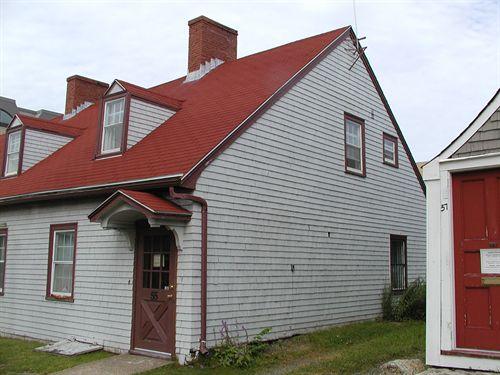 Side Elevation