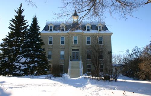 Façade est