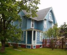 Rear and side elevations showing balcony under attic window, Lawson House, Yarmouth, 2004.; Heritage Division, NS Dept. of Tourism, Culture and Heritage, 2004.