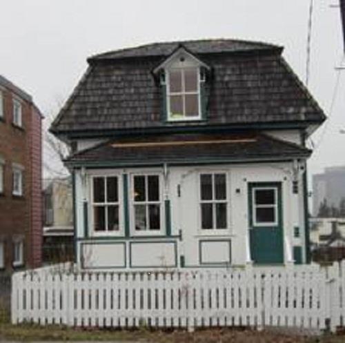Gamman House