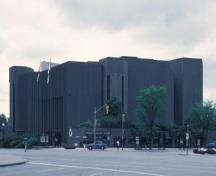 Vue générale du lieu historique national du Canada du Centre-National-des-Arts; Agence Parcs Canada / Parks Canada Agency, W. Duford.