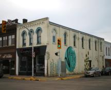 Extérieur du bloc Scarth, Virden, 2014; Historic Resources Branch, Manitoba Tourism, Culture, Heritage, Sport and Consumer Protection, 2015