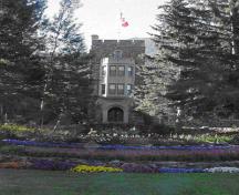 Exterior view of Administration Building; Parks Canada Agency / Agence Parcs Canada