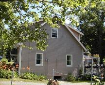 Side elevation, William Walker House, Dartmouth, Nova Scotia, 2005.; HRM Planning and Development Services, Heritage Property Program, 2005.