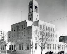 Photo extérieur; (Public Archives of Canada Photo, PA 124656, 1936.)