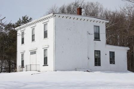 Side elevation