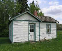 East elevation of Teacherage, 2005.; Government of Saskatchewan, Brett Quiring, 2005.