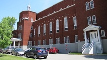 Le monastère de la Congrégation des Servantes de Jésus-Marie. Façade donnant sur la rue Laurier; C. Boucher, Parcs Canada | Parks Canada, 2018