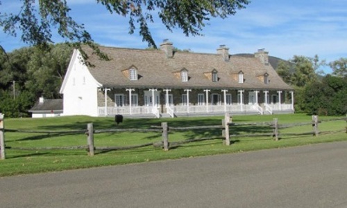Principal façade of the house