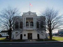 Main elevation of the Chilliwack City Hall, 2001.; Parks Canada | Parcs Canada, 2001.