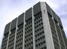 General view of the Brooke Claxton Building, showing the non-glazed volume of the top three storeys, 2004.; Public Works and Government Services Canada / Travaux publics et Services gouvernementaux Canada, 2004.