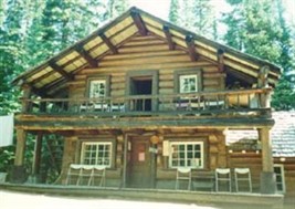 Twin Falls Tea House, Yoho National Park, Parks Canada / Salon de thé des chutes Twin, Parc National Yoho, Parcs Canada