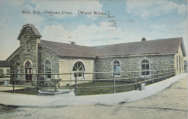 Chateau d'eau, Québec National Library and Archives, CP 749 / Château d'eau, Bibliothèque et archives nationales du Québec CP 749