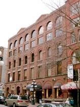 Hudson's Bay Company Warehouse, City of Vancouver 2004 / Entrepôt de la Compagnie de la Baie d'Hudson, ville de Vancouver 2004 